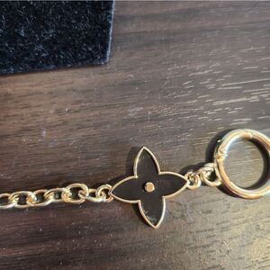 Elegant Black and Gold Bracelet